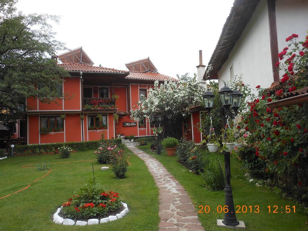 Family Hotel Kalina Kopriwschtiza Exterior foto